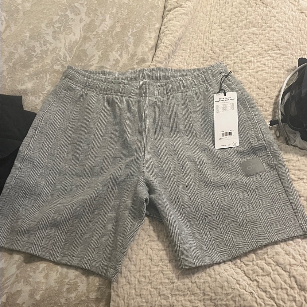 Alo Yoga Glen Plaid Colosseum Short Men’s L